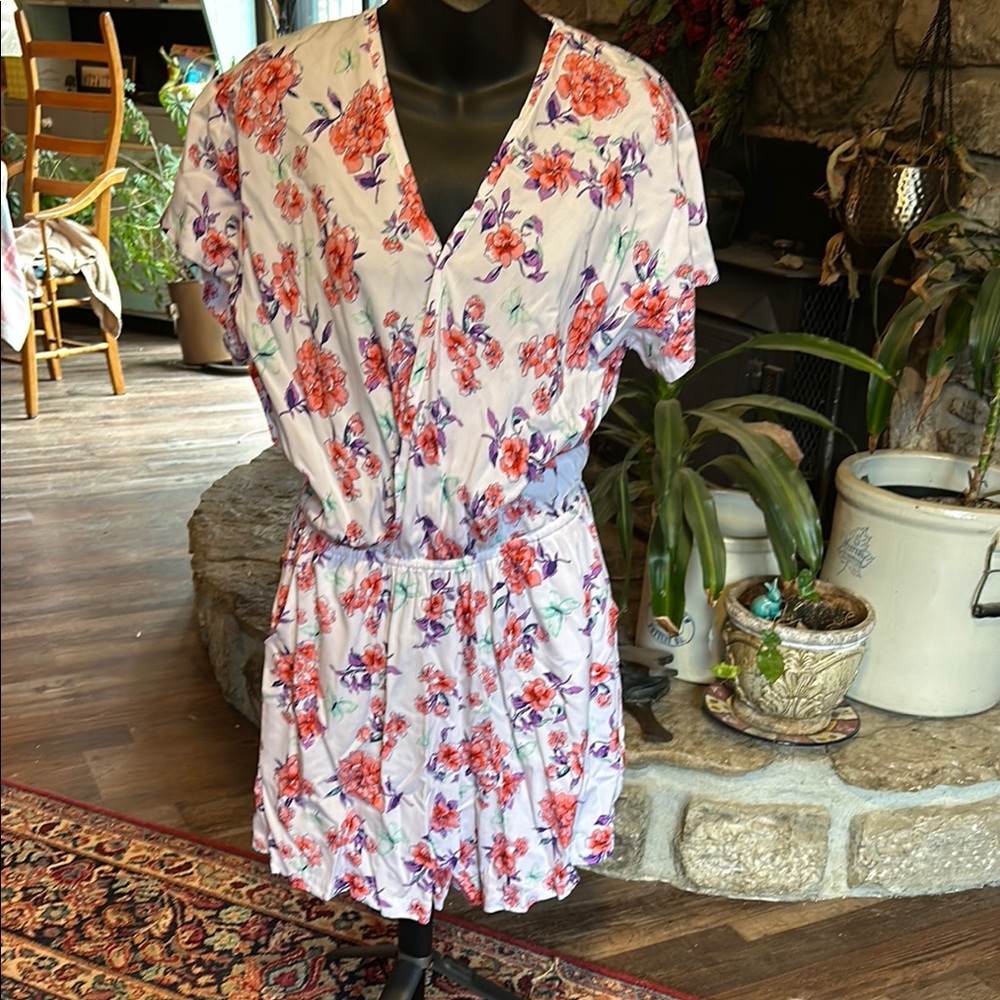 Bela & Nuri Floral Patterned Romper